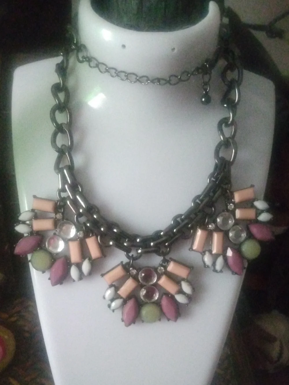 Stella & Dot Pink, Peach & Green Cluster Bib Necklace